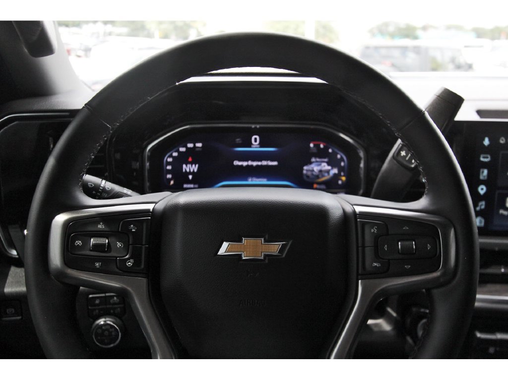 Used 2025 Chevrolet Silverado 2500 LTZ w/ LTZ Convenience Package AWD/4WD image 16
