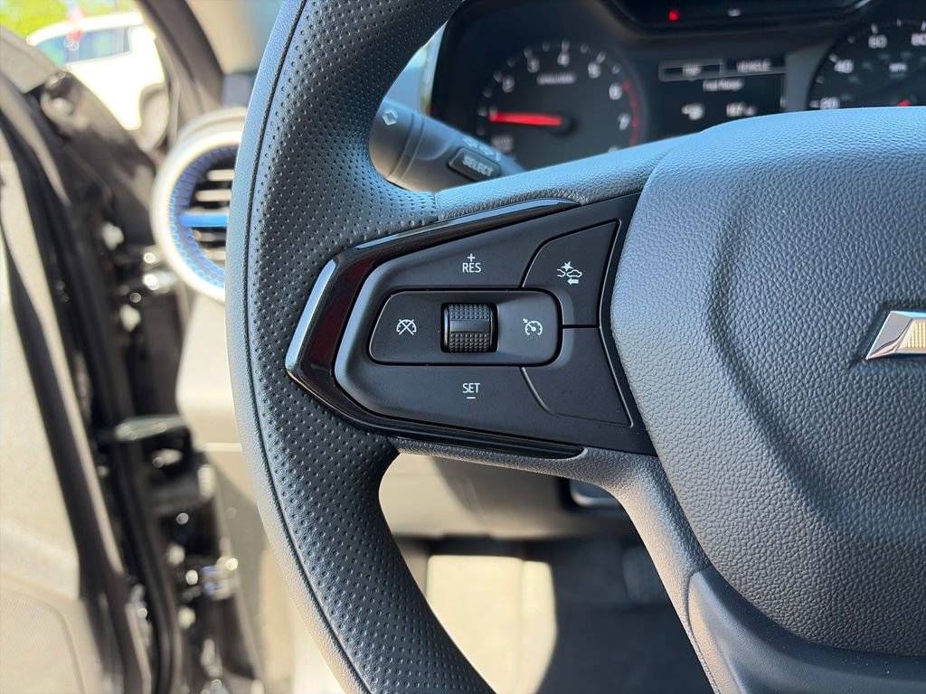 Used 2026 Chevrolet Trax LS FWD image 24