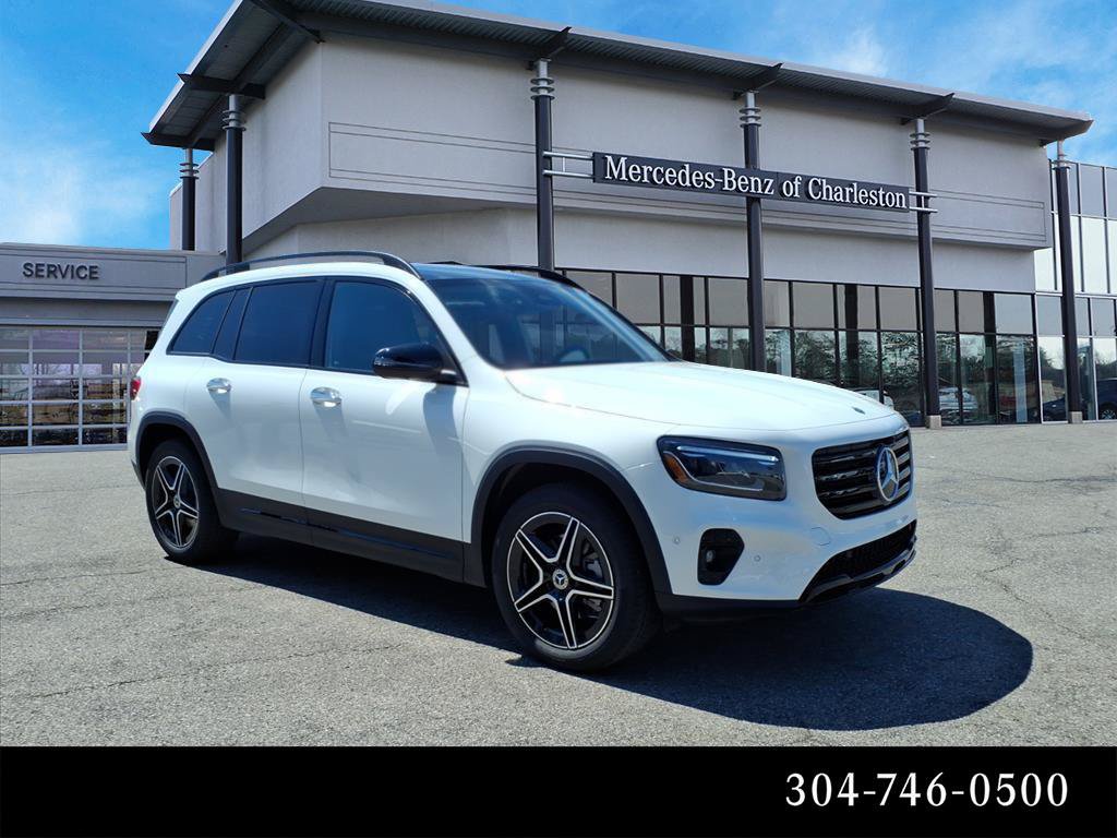 Used 2026 Mercedes-Benz GLB 250 4MATIC image 1