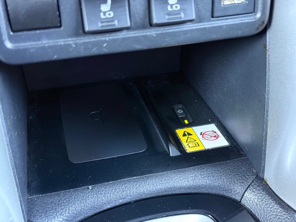 Used 2022 Toyota Corolla Cross XLE w/ Convenience Package FWD image 7