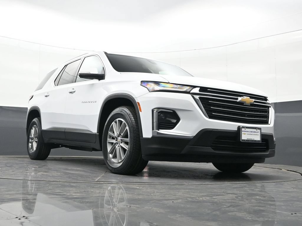 Used 2023 Chevrolet Traverse LT w/ Rear Camera Mirror Package AWD/4WD image 37