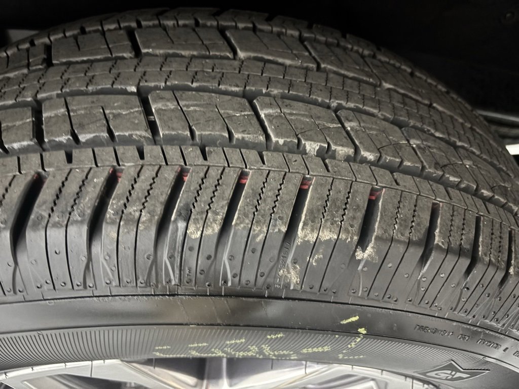 New 2026 GMC Sierra 1500 SLE w/ Preferred Package image 7