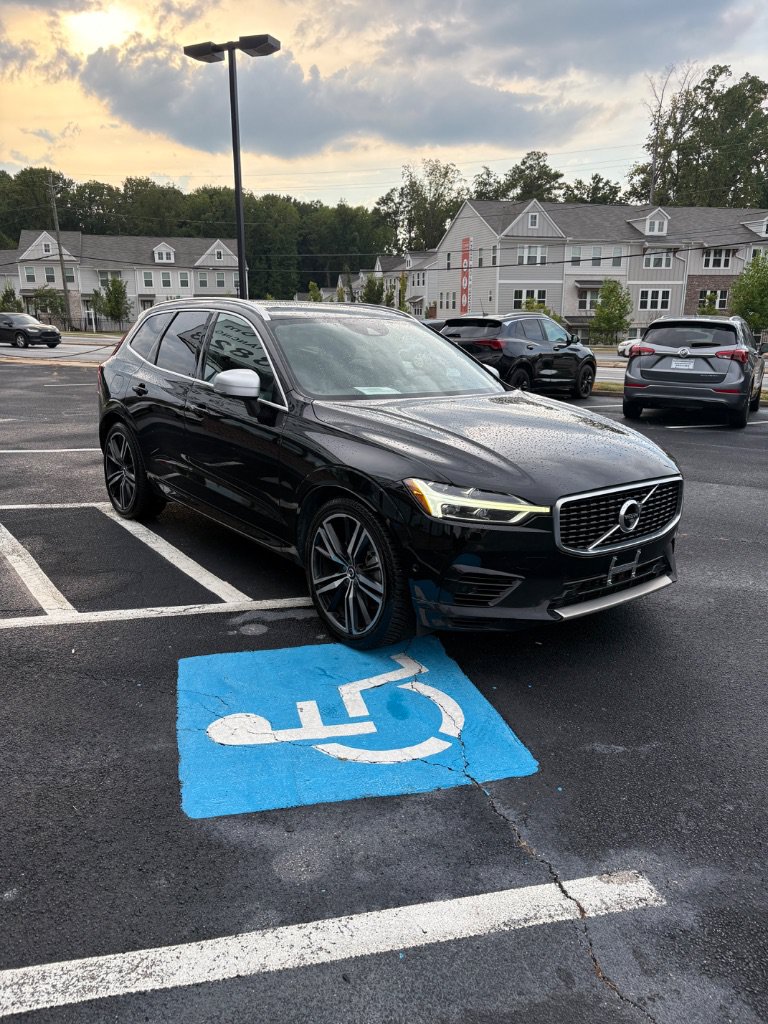 Used 2019 Volvo XC60 T8 R-Design w/ Protection Package Premier AWD/4WD image 3