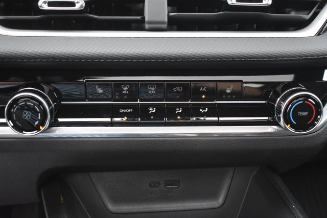 New 2026 Chevrolet Equinox LT w/ Safety and Technology Package FWD image 25