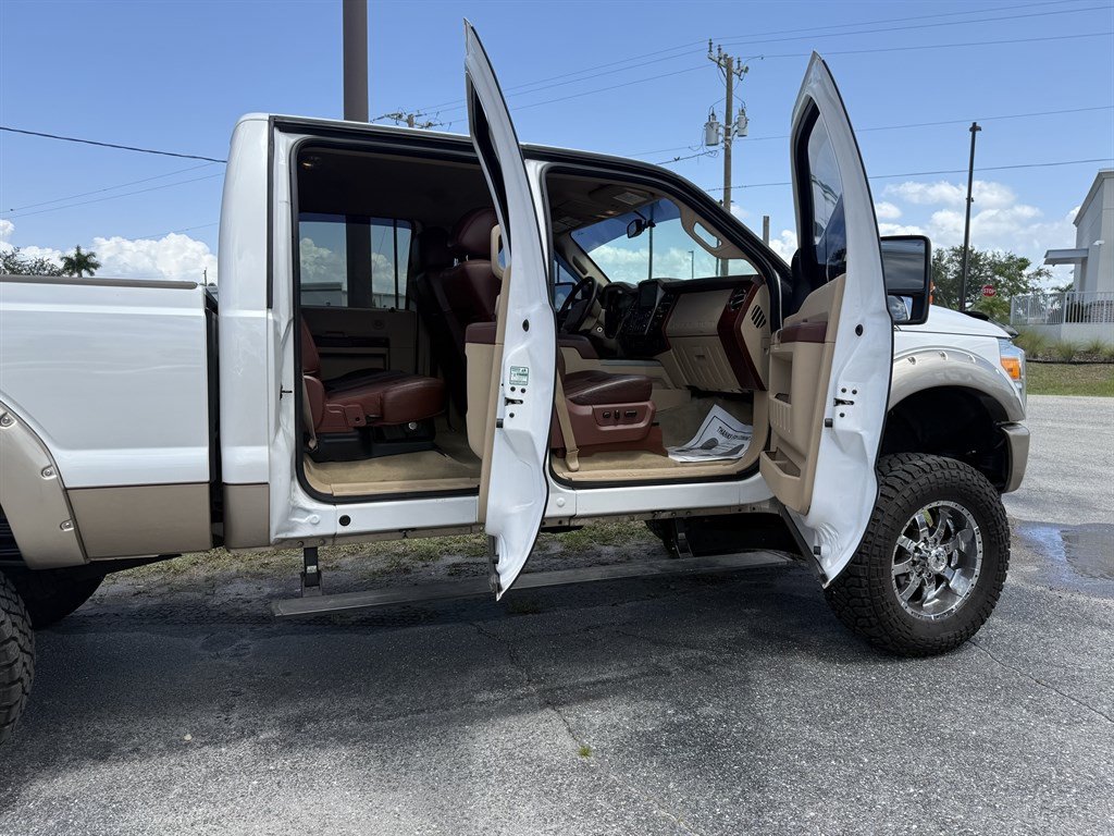 Used 2014 Ford F250 King Ranch AWD/4WD image 10