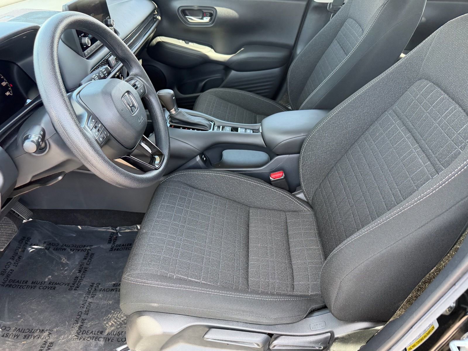 Used 2025 Honda HR-V LX image 16