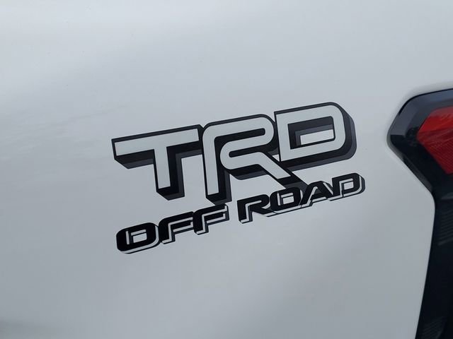 Used 2025 Toyota Tacoma TRD Off-Road image 6