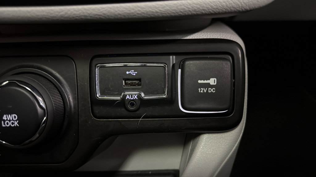 Used 2021 Jeep Renegade Limited w/ Sun & Sound Group image 31