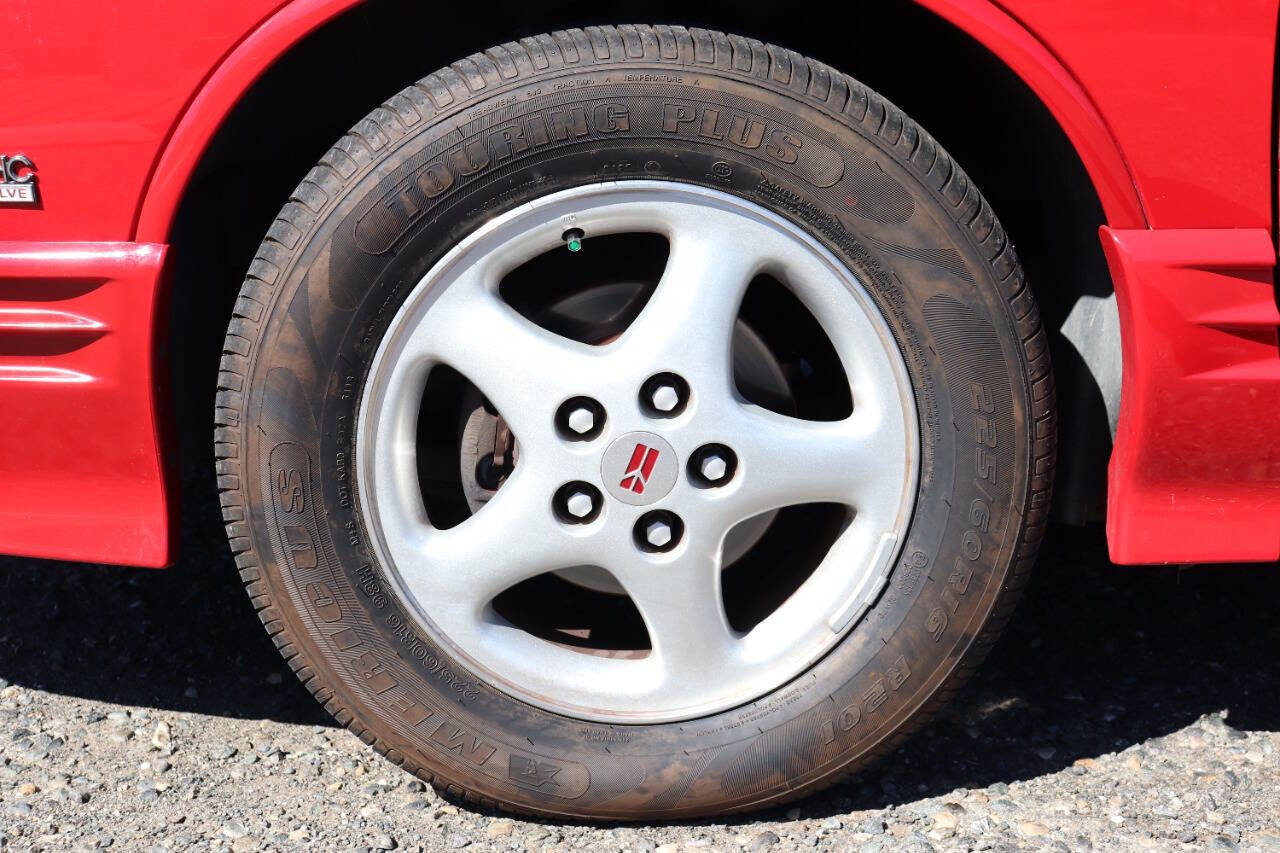 Used 1993 Oldsmobile Cutlass Supreme Convertible image 30