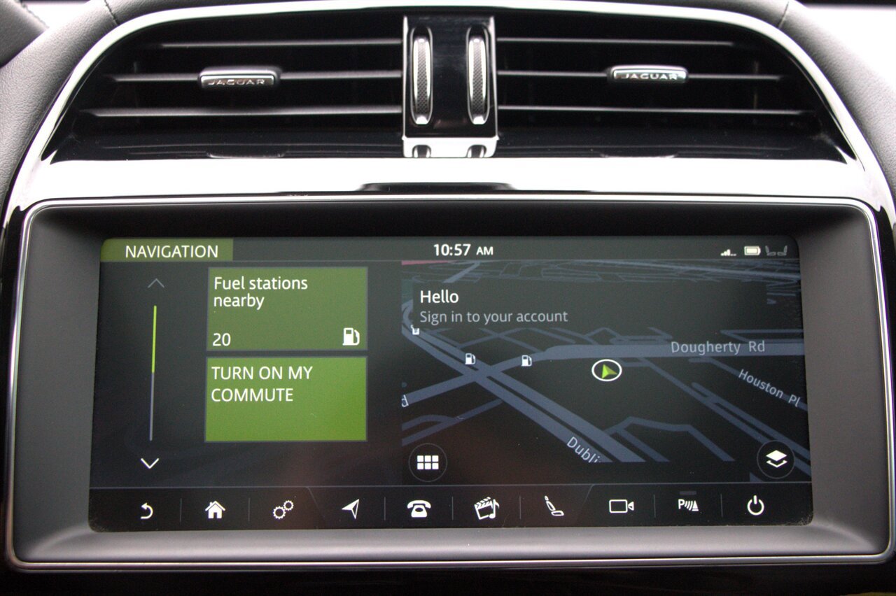 Used 2020 Jaguar F-PACE Prestige image 33