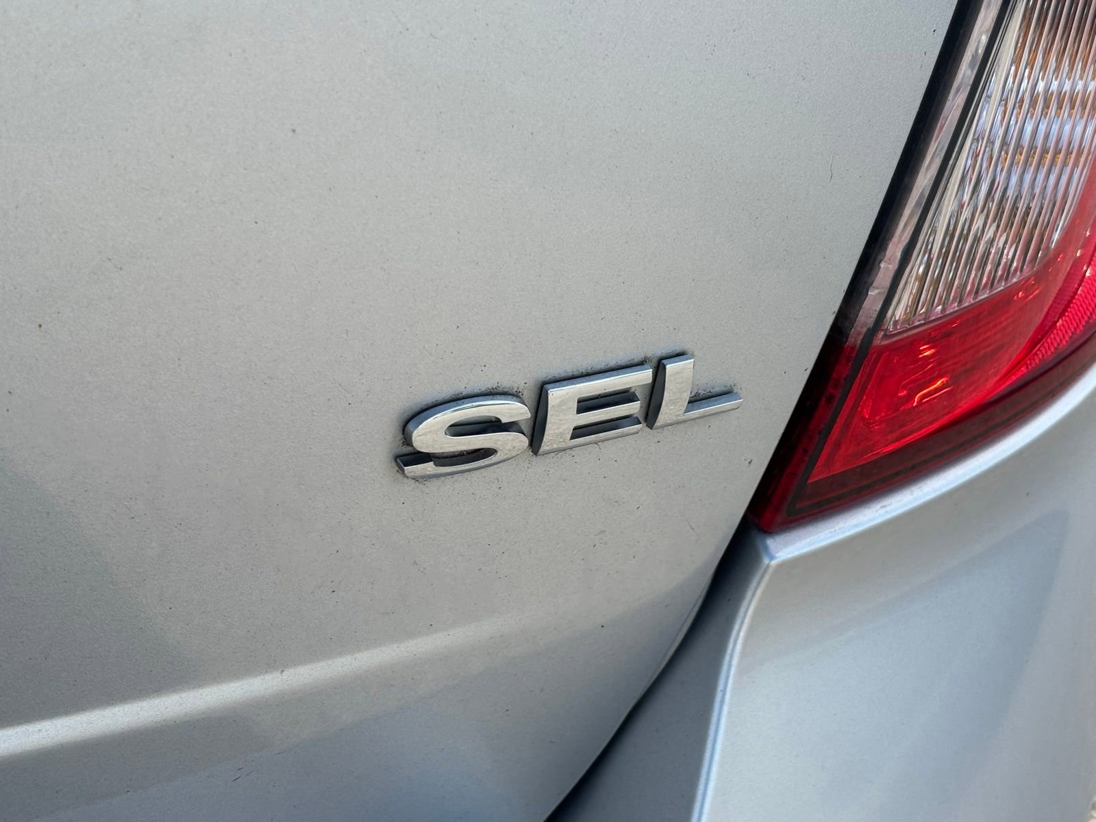 Used 2013 Ford Edge SEL FWD image 6