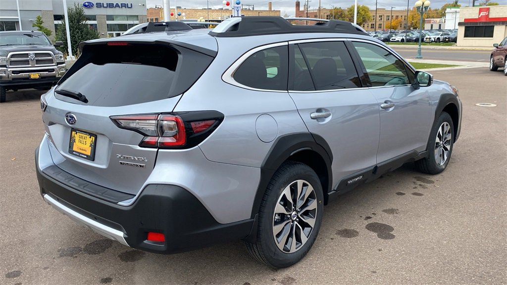 New 2025 Subaru Outback Touring XT image 5
