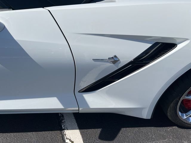 Used 2014 Chevrolet Corvette Z51 w/ 3LT Preferred Equipment Group image 3