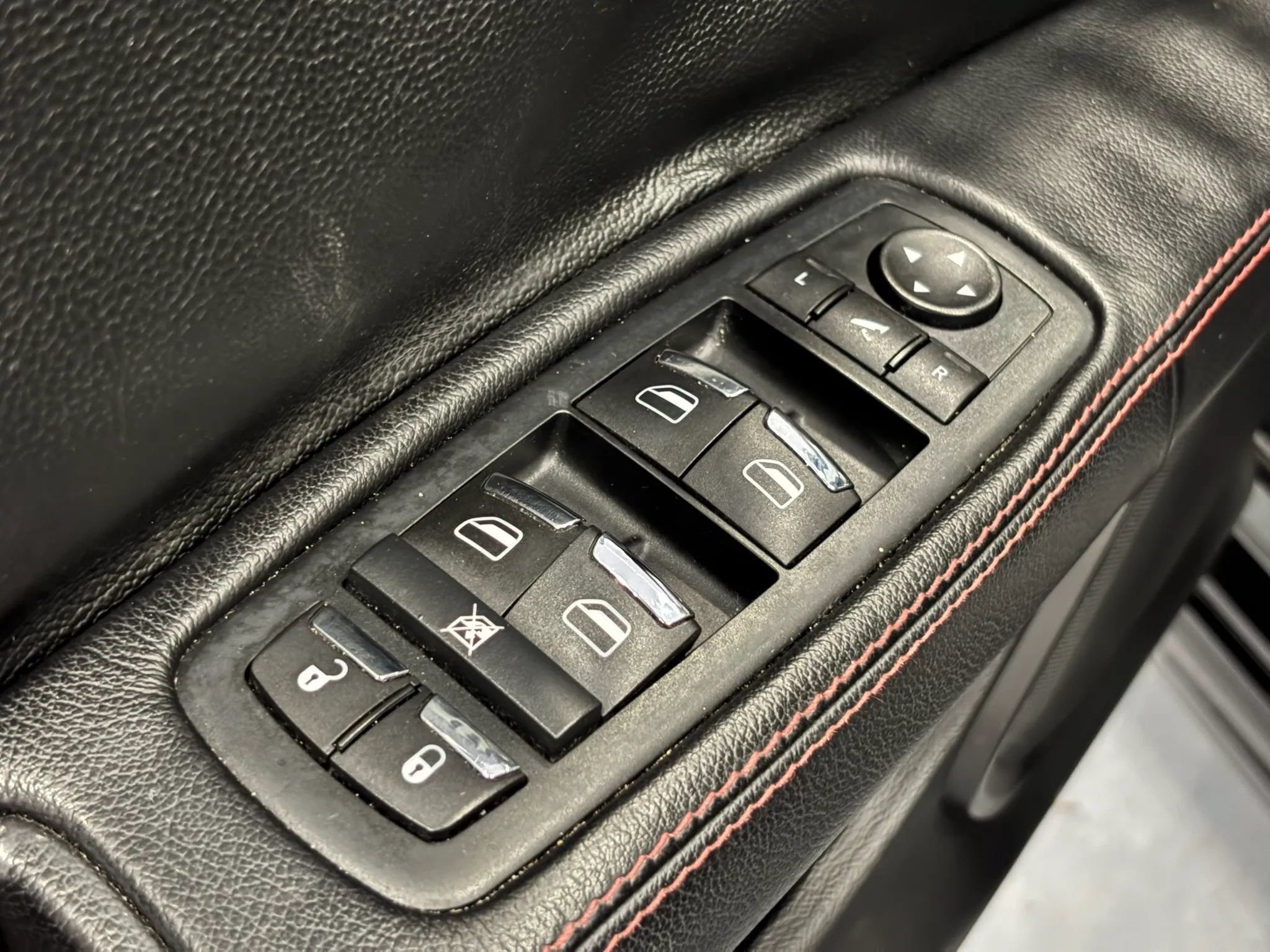 Used 2017 Maserati Ghibli RWD image 38