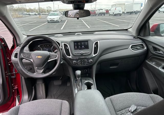Certified 2024 Chevrolet Equinox LT image 9