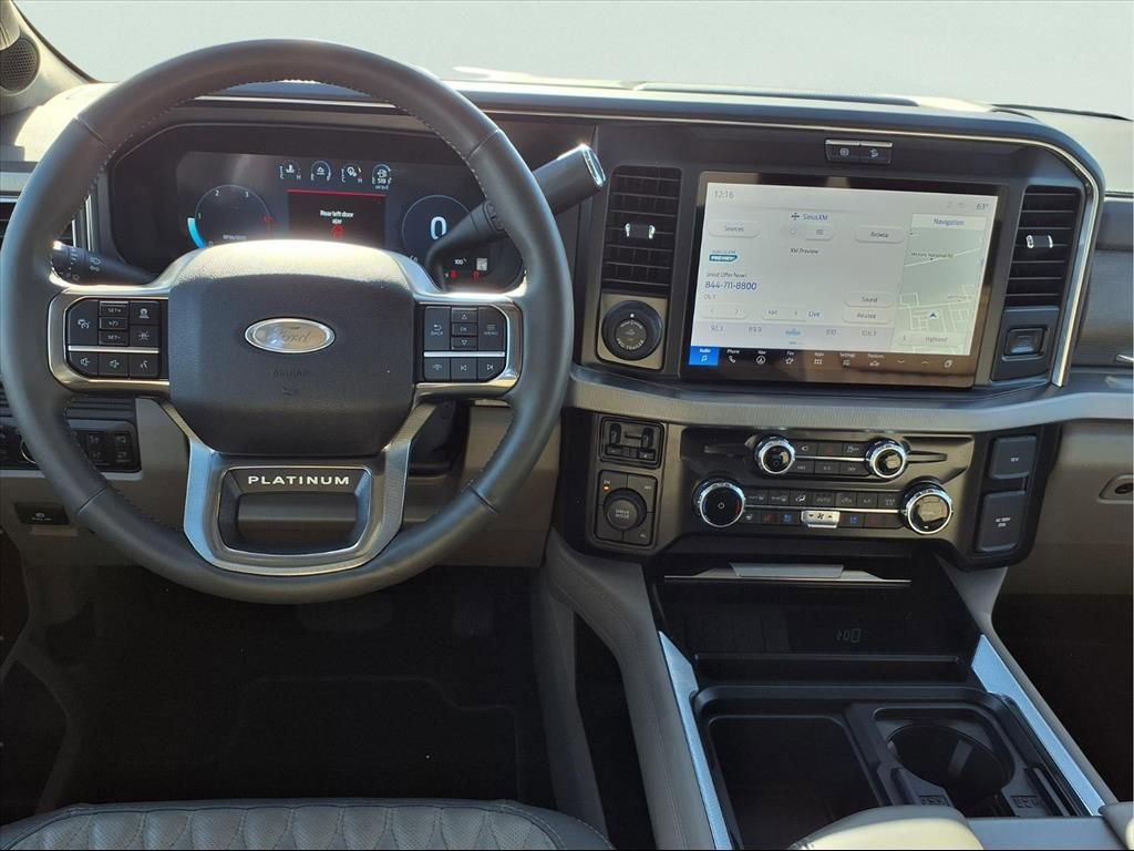 Used 2025 Ford F450 Platinum w/ Platinum Plus Package image 4