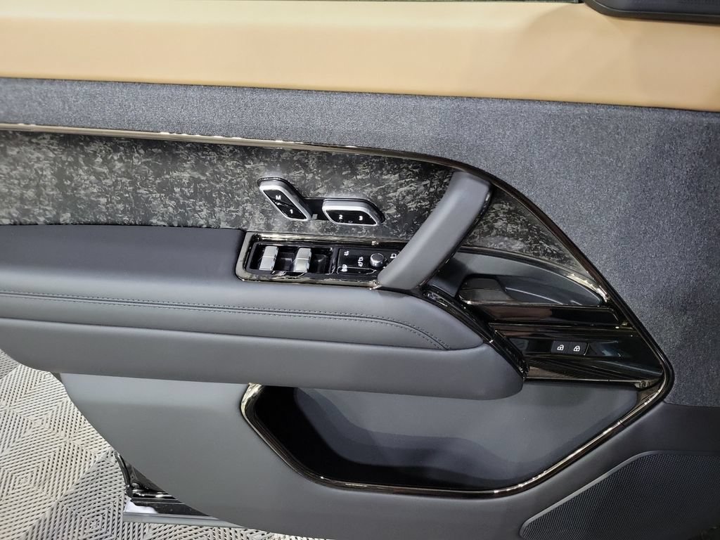 New 2026 Land Rover Range Rover Sport Dynamic SE AWD/4WD image 14