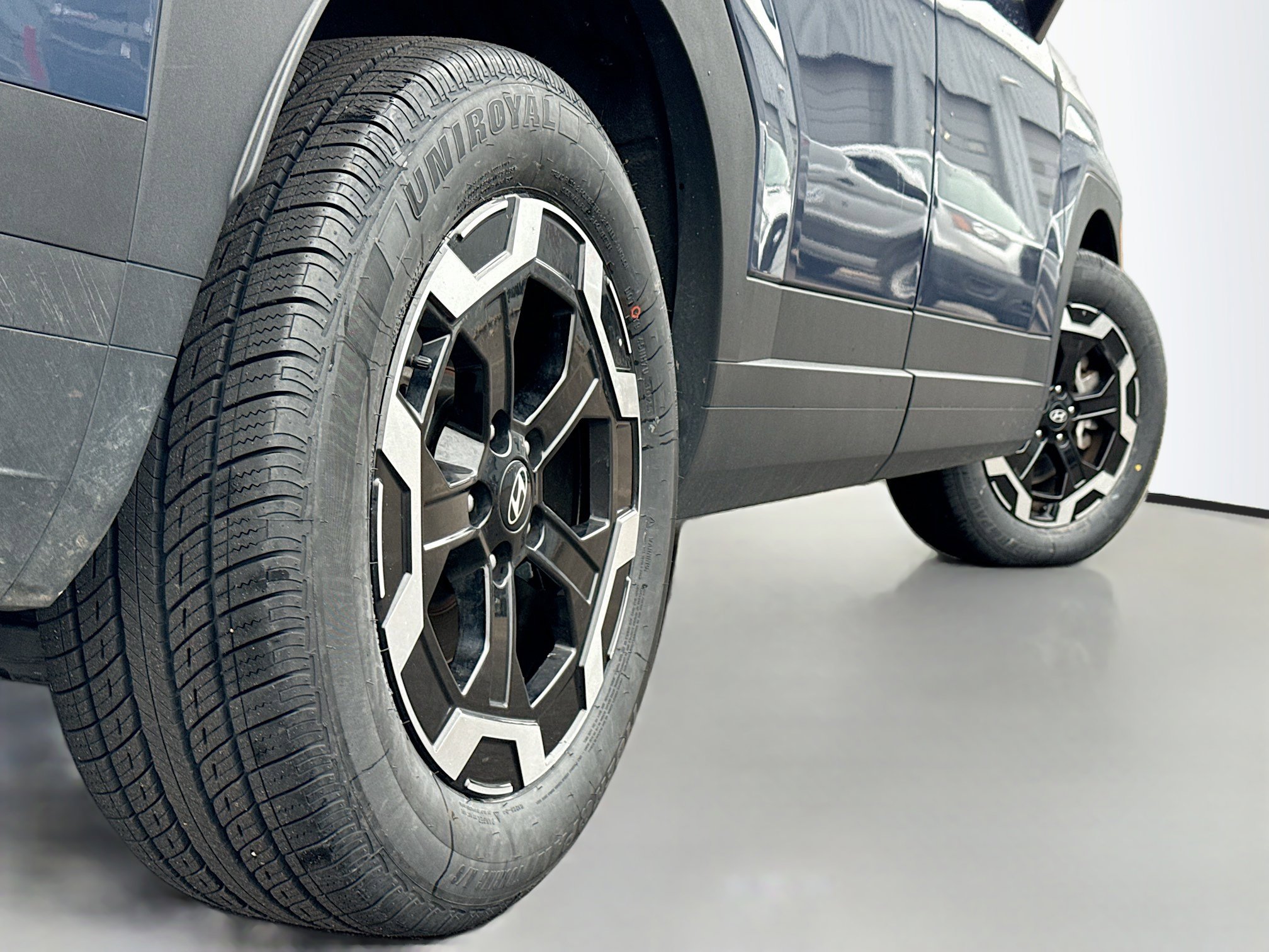 Used 2025 Hyundai Santa Fe SEL image 16