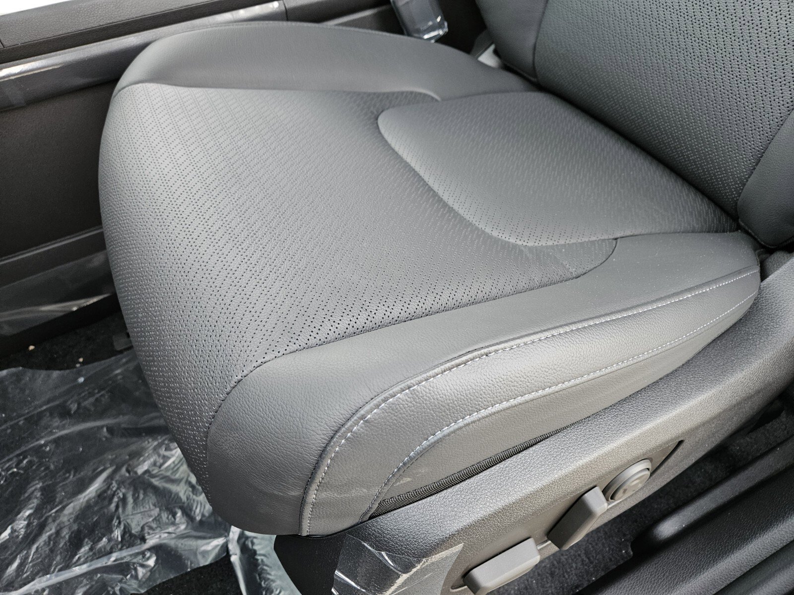 New 2026 Kia Carnival SX Prestige image 8