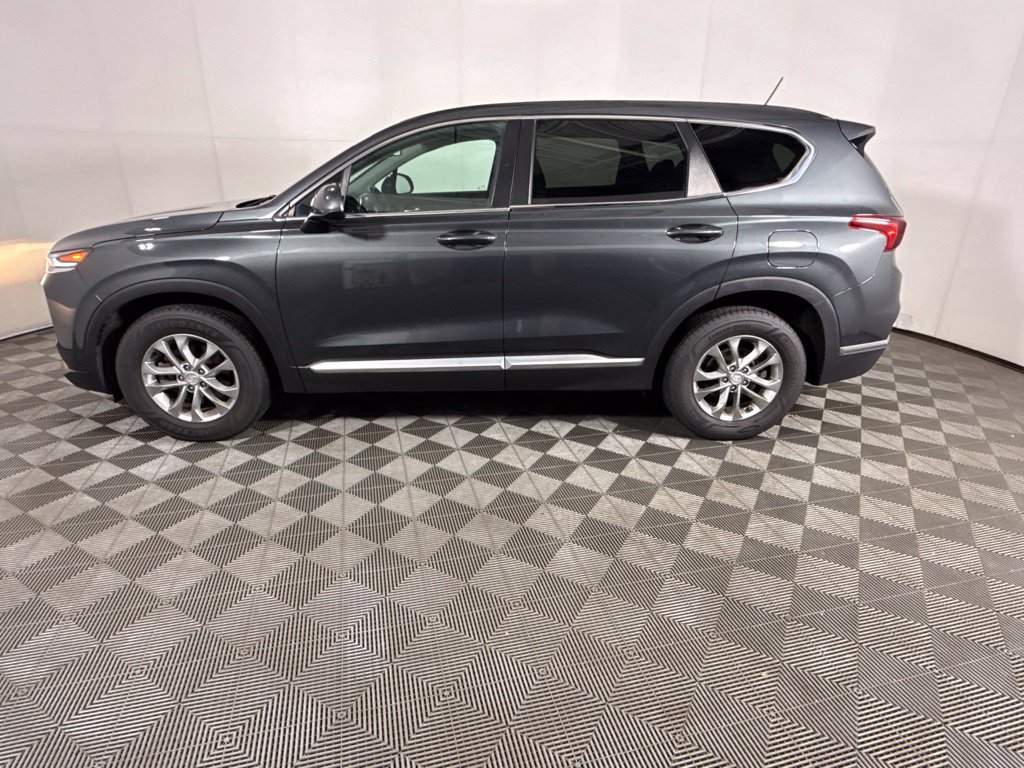 Used 2020 Hyundai Santa Fe SE AWD/4WD image 5