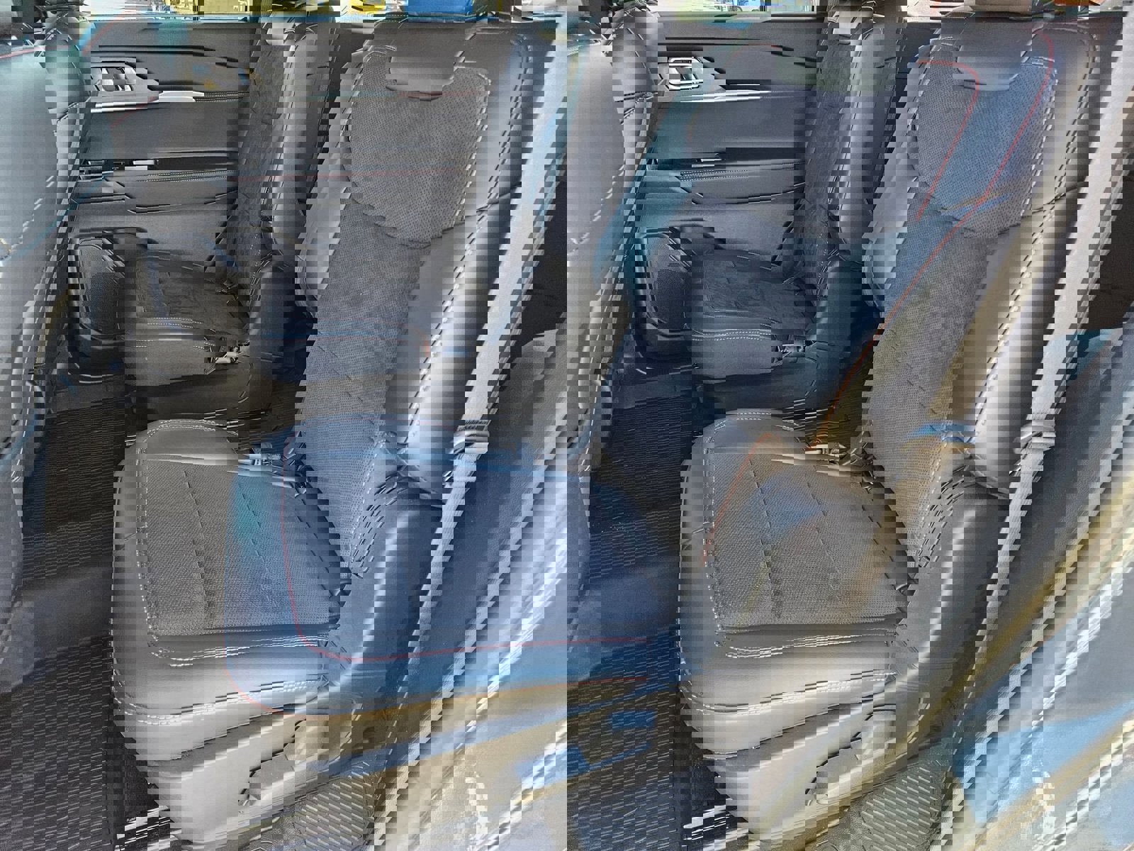 Used 2025 Ford Explorer ST w/ Sun And Sound Package image 28