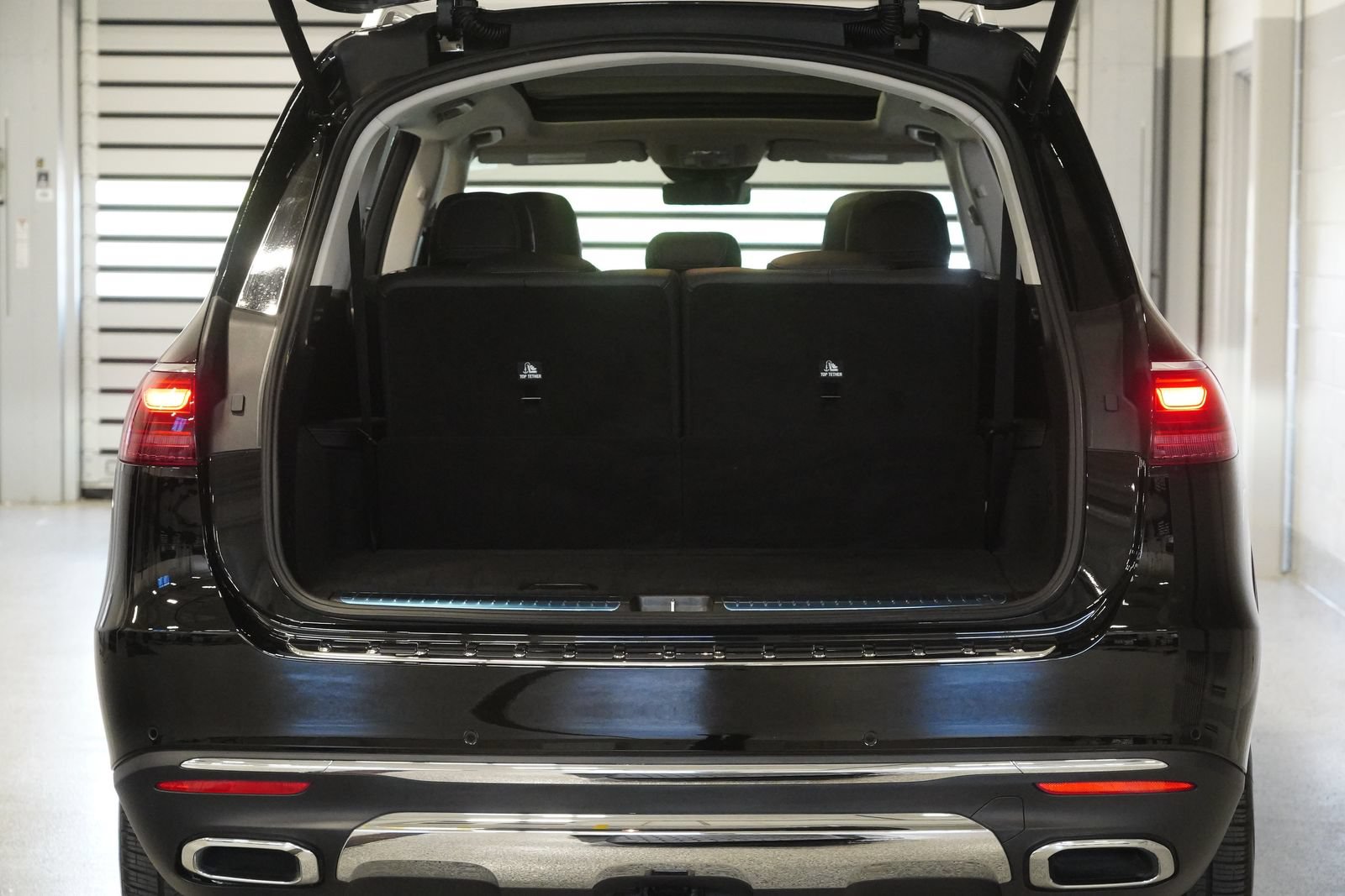 Used 2026 Mercedes-Benz GLS 450 4MATIC image 31