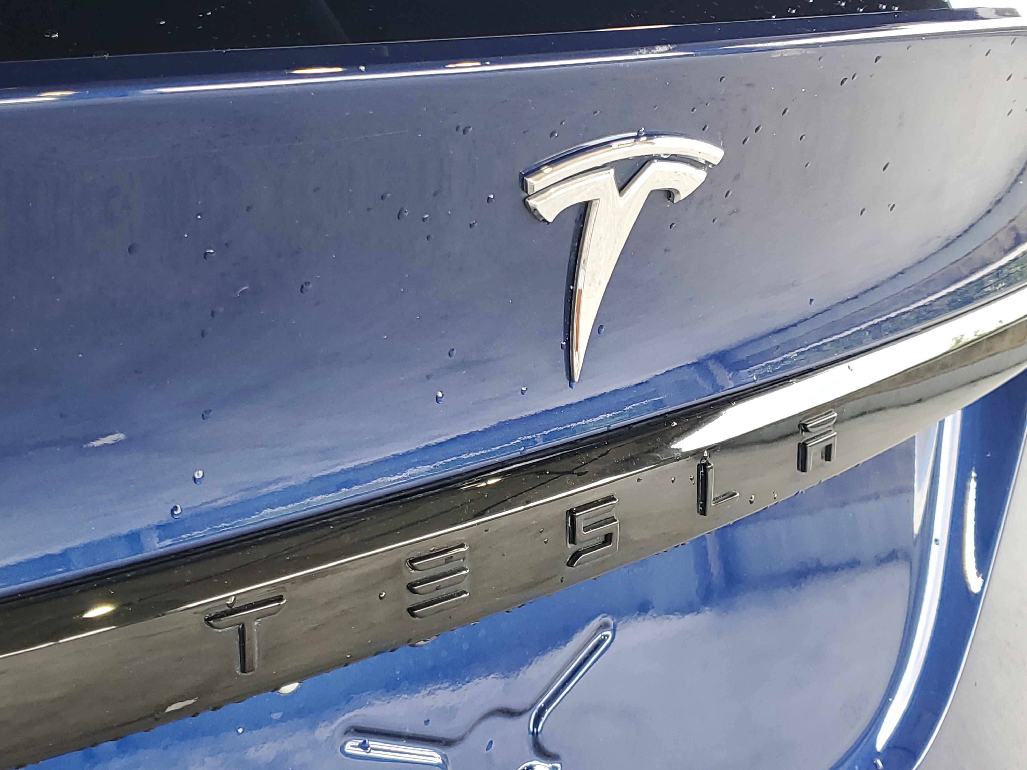 Used 2022 Tesla Model X image 5