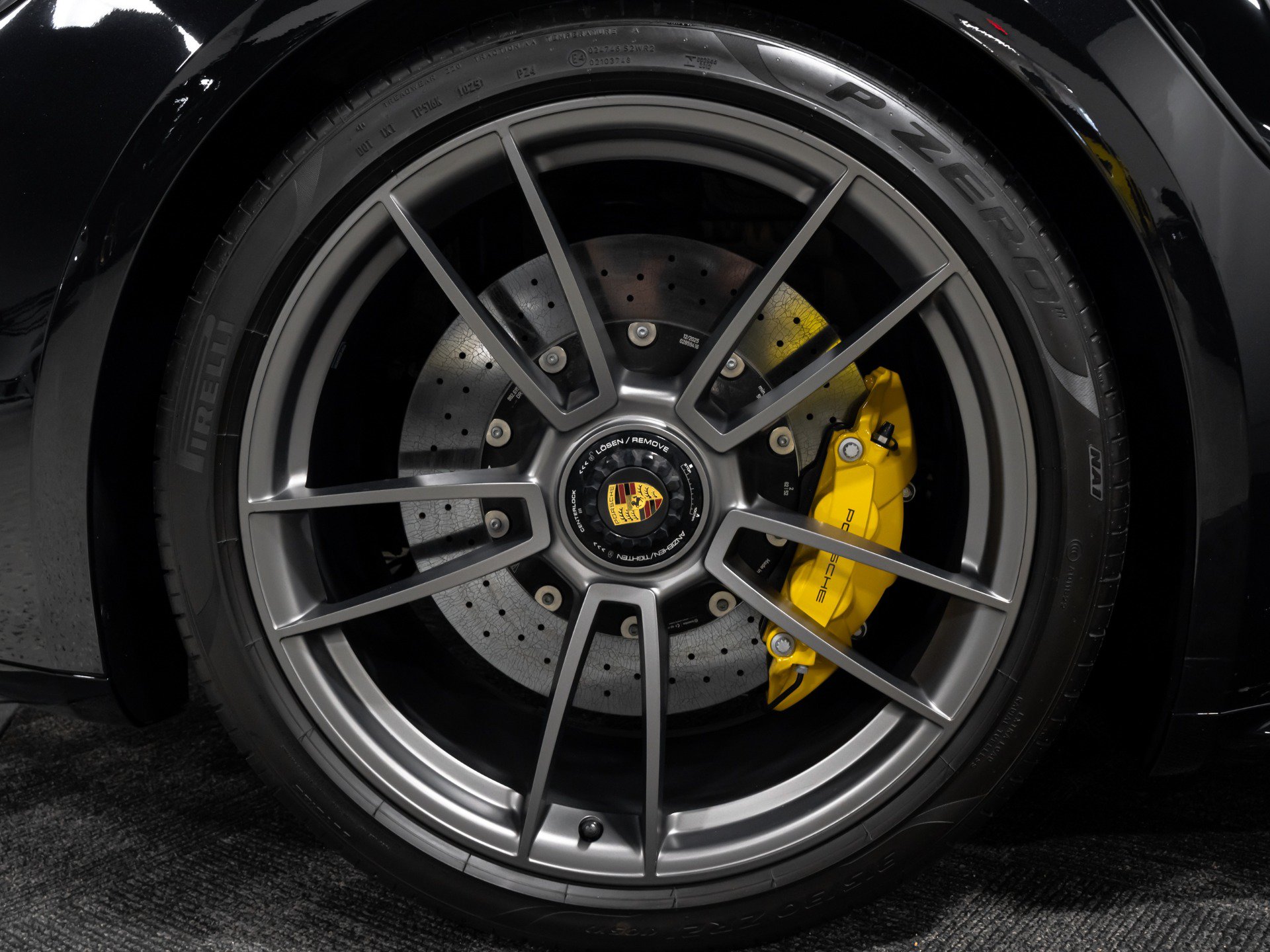 Used 2025 Porsche 911 Turbo S AWD/4WD image 36