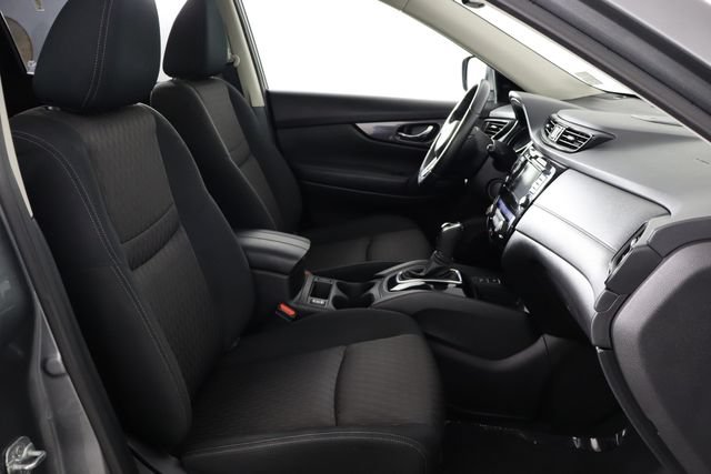Used 2019 Nissan Rogue SV w/ Sun & Sound Touring Package AWD/4WD image 17