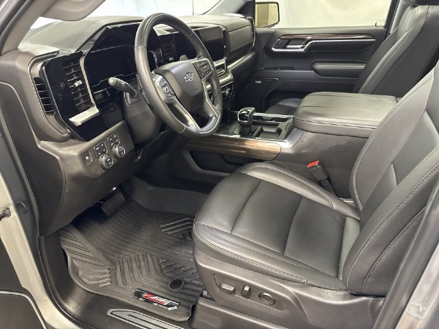 Used 2024 Chevrolet Silverado 1500 RST w/ RST All Star Premium Package AWD/4WD image 12