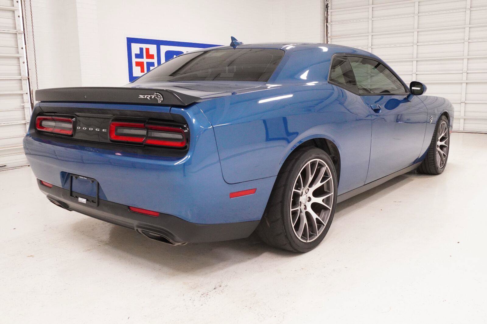 Used 2022 Dodge Challenger SRT Hellcat RWD image 25