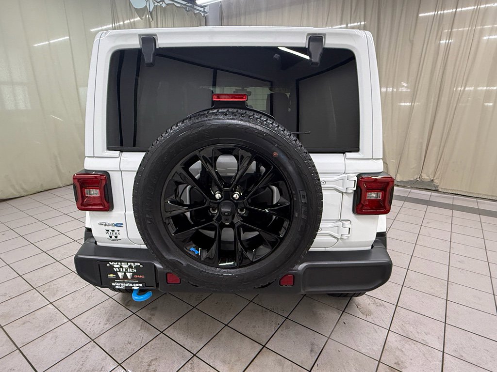 Used 2023 Jeep Wrangler Sahara w/ Cold Weather Group image 6