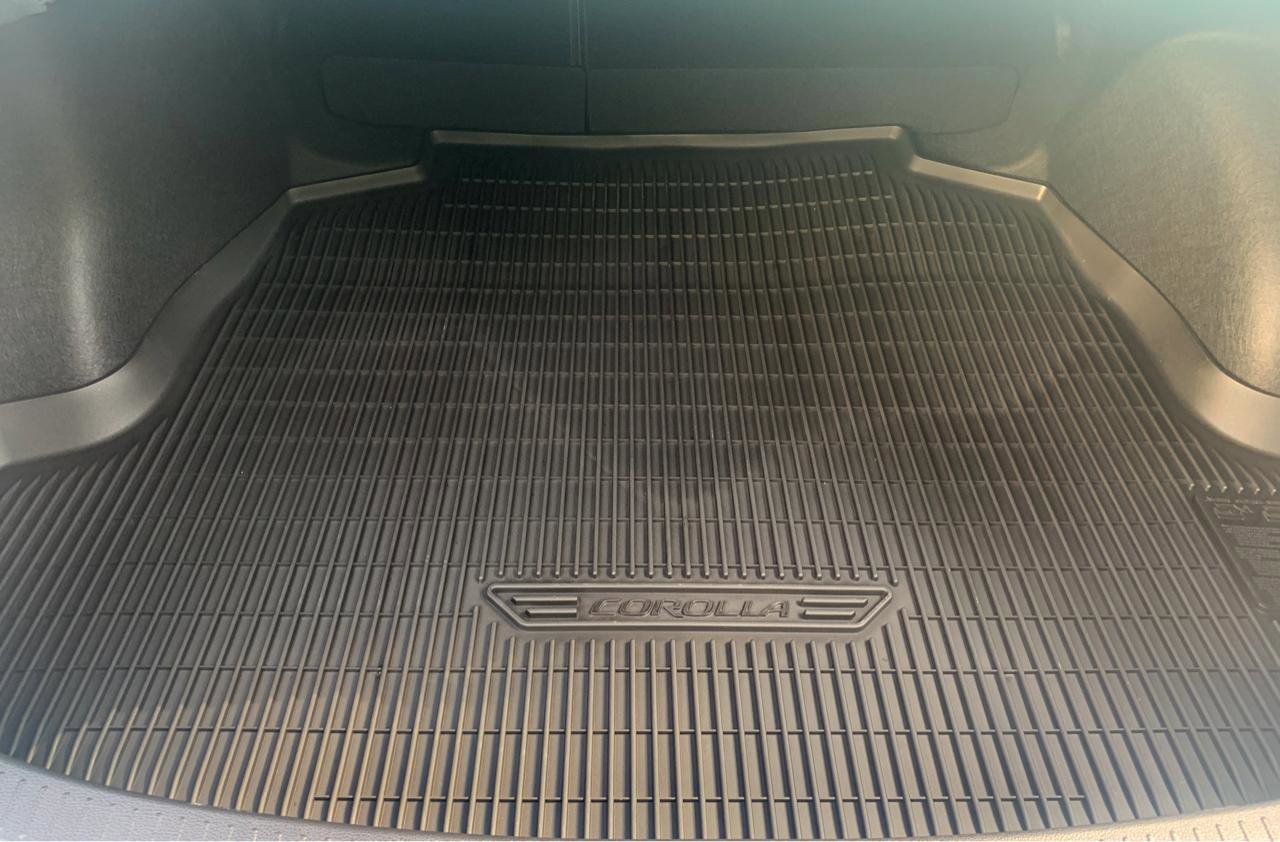 Used 2024 Toyota Corolla LE w/ LE Convenience Package FWD image 27