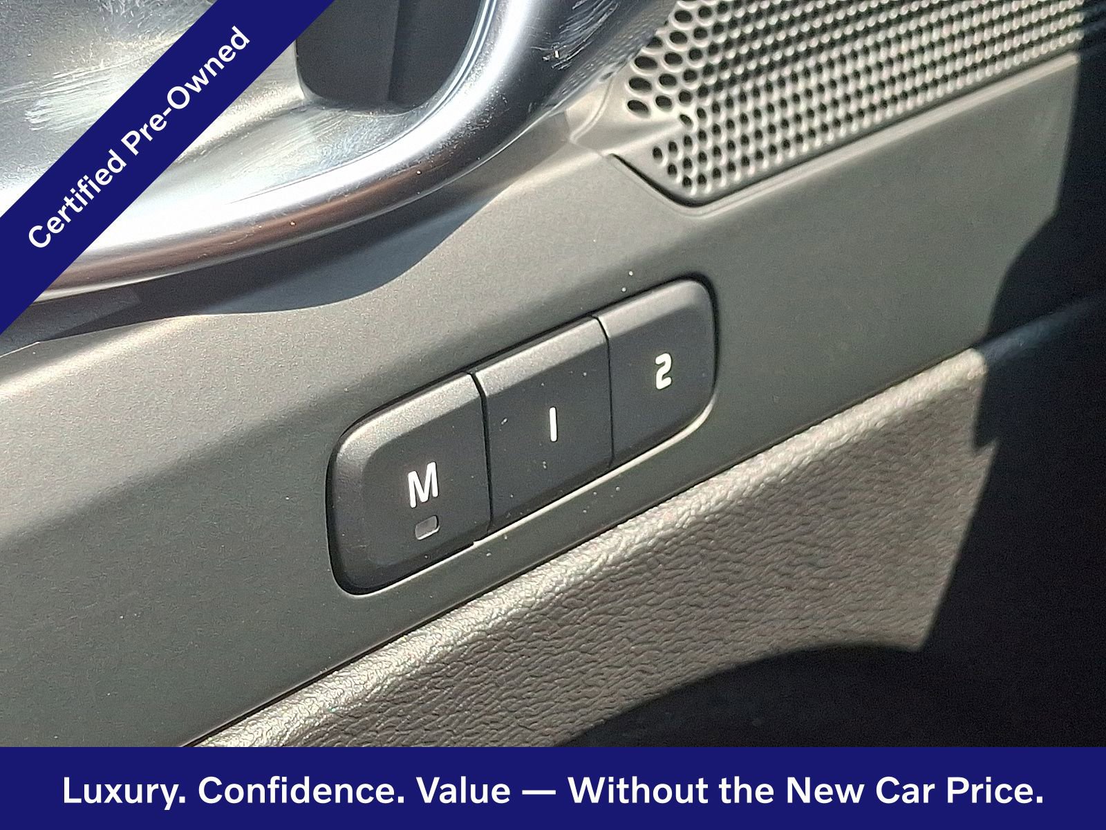 Used 2026 Volvo XC40 B5 Plus w/ Protection Package Premier image 24