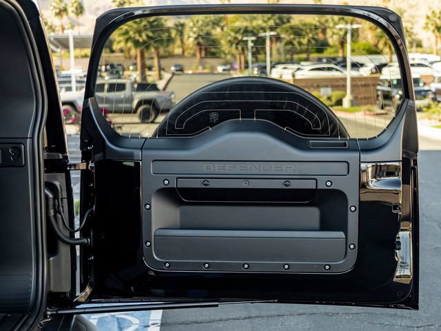 New 2026 Land Rover Defender 130 V8 AWD/4WD image 25