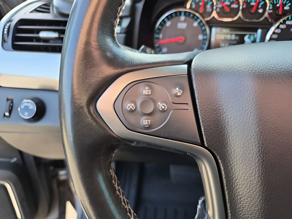 Used 2019 Chevrolet Suburban LT RWD image 36
