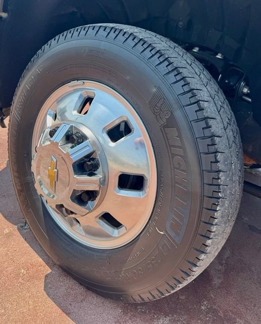 Used 2025 Chevrolet Silverado 3500 W/T AWD/4WD image 11
