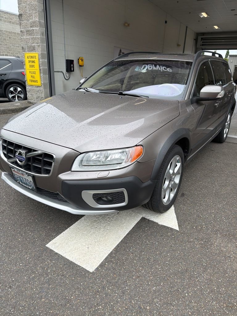 Used 2011 Volvo XC70 T6 AWD/4WD video 1