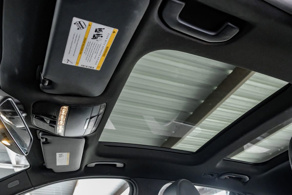 Used 2019 Mercedes-Benz GLC 300 image 22