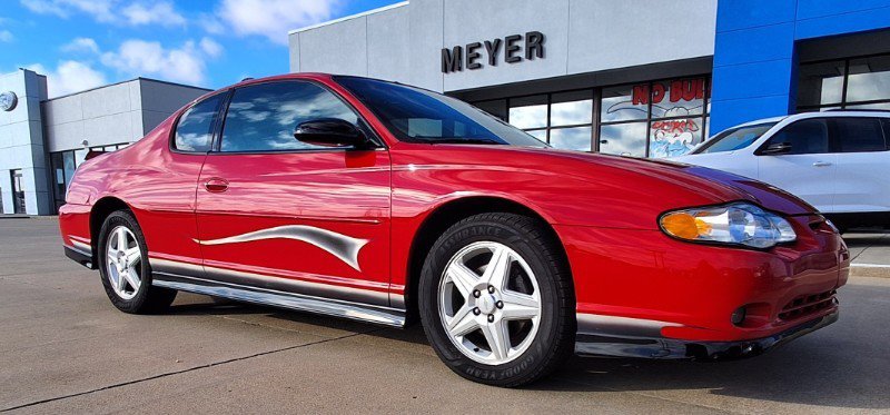 Used 2004 Chevrolet Monte Carlo SS w/ Preferred Equipment Group image 2