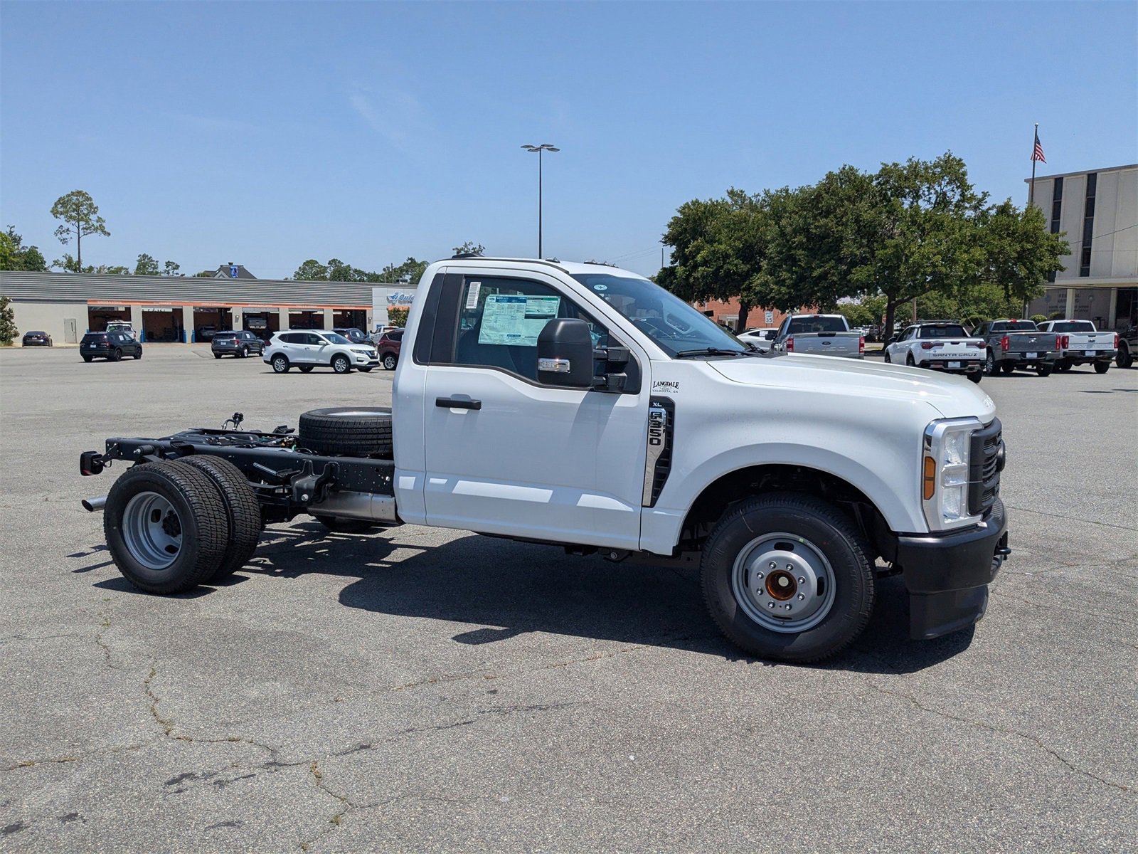 New 2025 Ford F350 XL video 2