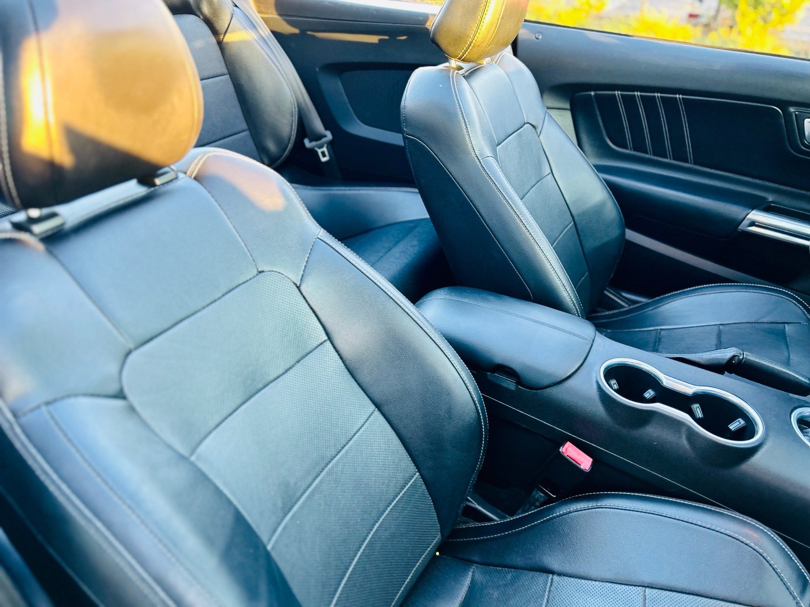 Used 2019 Ford Mustang GT Premium RWD image 28