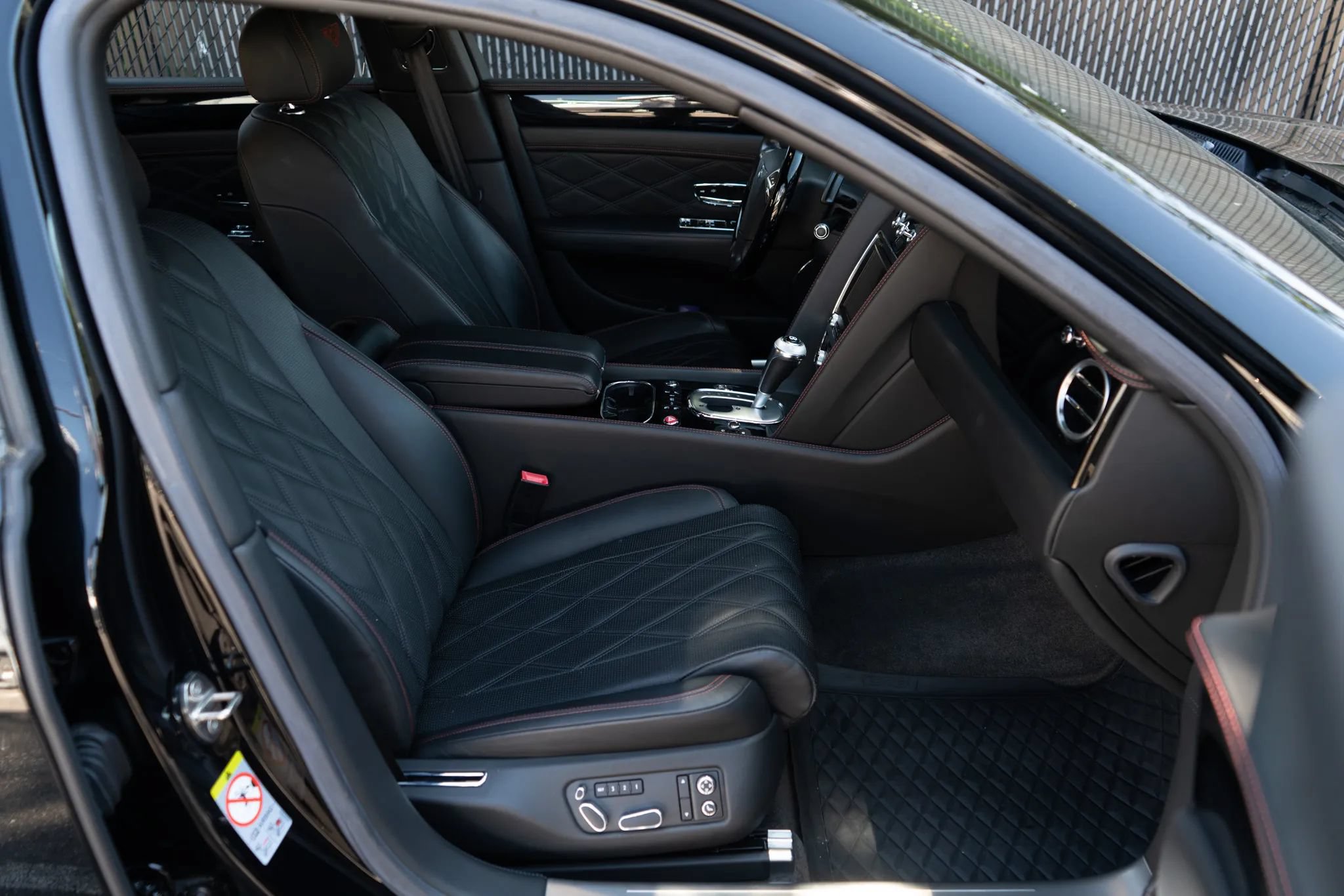 Used 2014 Bentley Flying Spur W12 AWD/4WD image 55