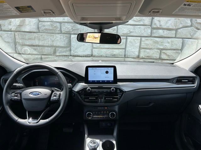Used 2023 Ford Escape Active AWD/4WD image 10