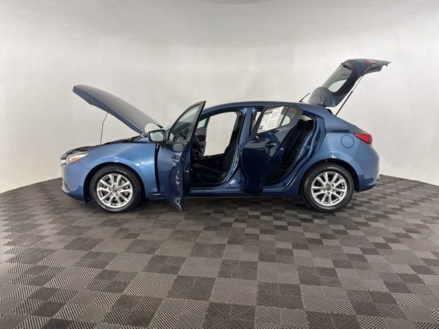 Used 2017 MAZDA MAZDA3 Sport image 9
