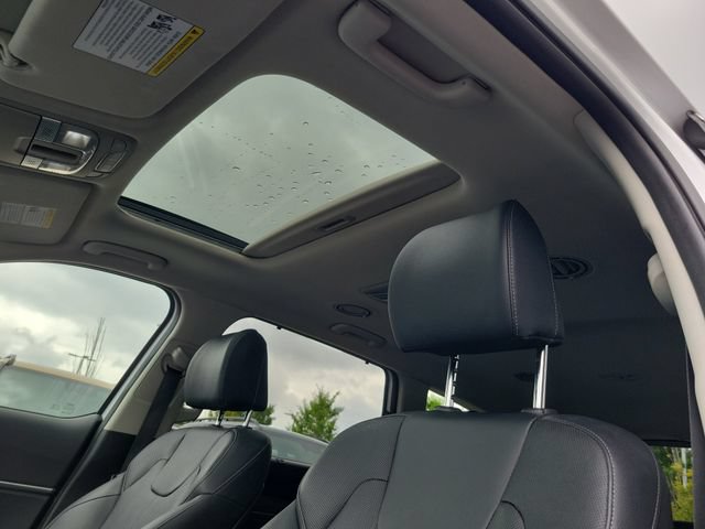 Certified 2022 Kia Telluride EX w/ EX Premium Package FWD image 15