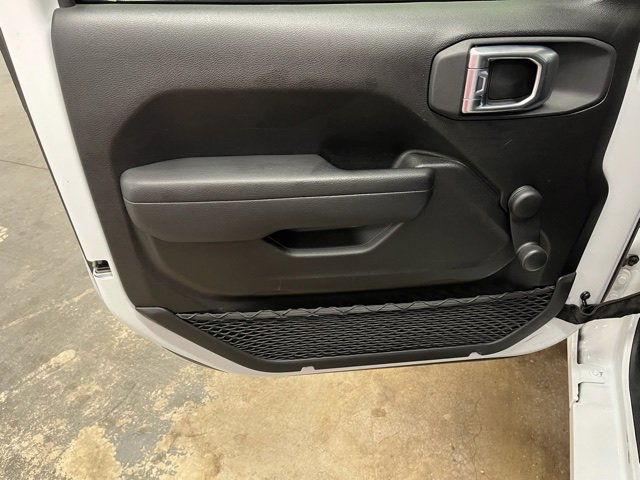 Used 2024 Jeep Gladiator Sport image 18