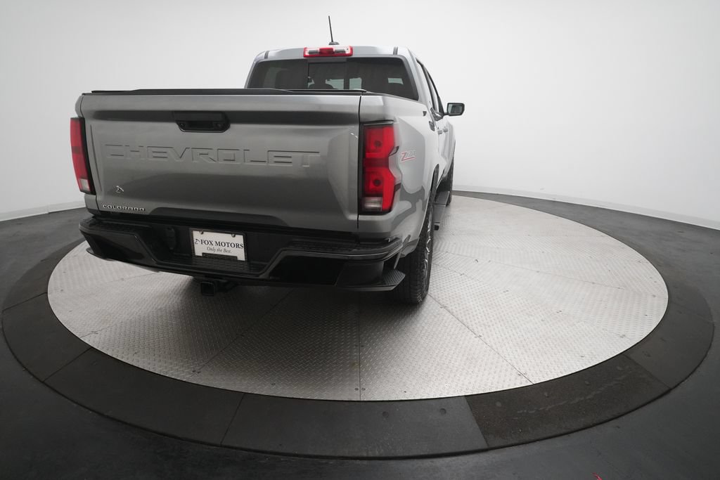 Used 2024 Chevrolet Colorado Z71 w/ Z71 Convenience Package 2 AWD/4WD image 13