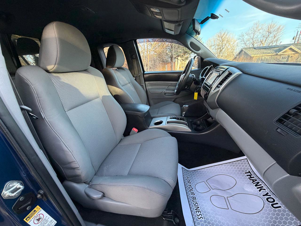 Used 2015 Toyota Tacoma 4x4 Access Cab V6 w/ TRD Sport Package image 19