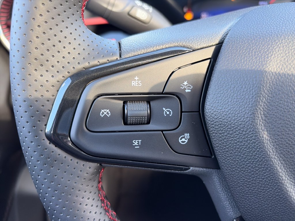 New 2026 Chevrolet Trax RS w/ Sunroof Package FWD image 13